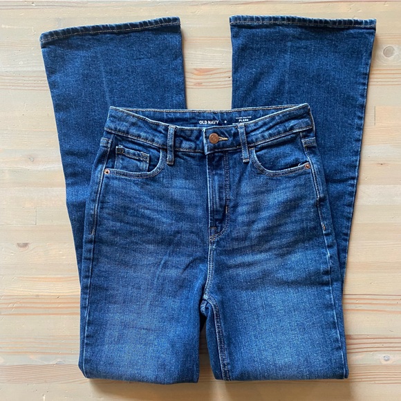 Like New Old Navy Higher High Rise Flare Jeans 0 - Picture 3 of 7